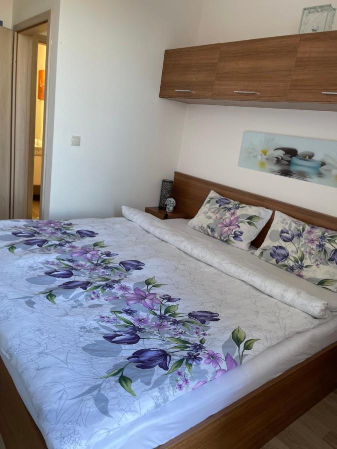Piano Balaton Apartment Zamárdi Exteriör bild